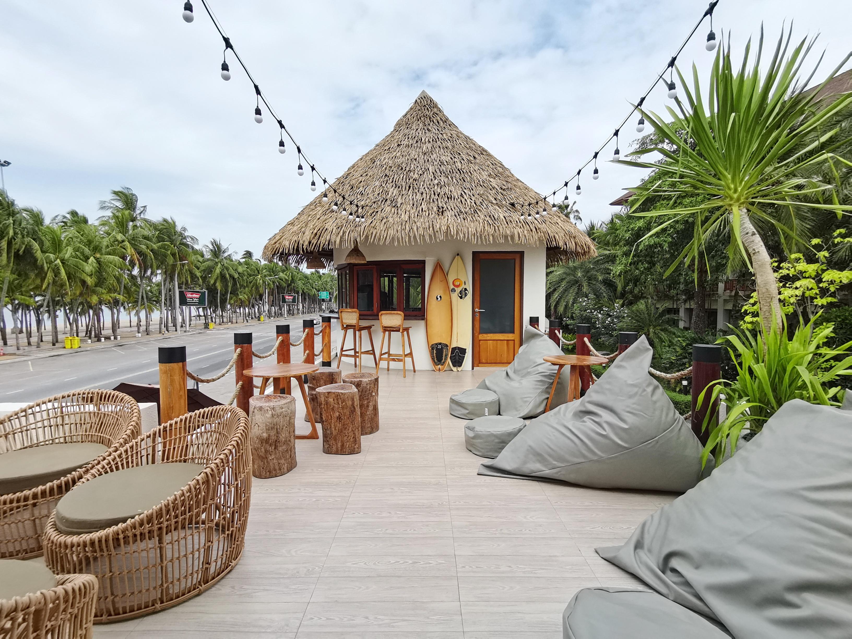 The Tide Resort Банг Саен Экстерьер фото